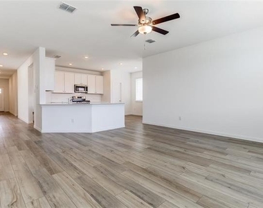 1213 Blue Spring Drive - Photo Thumbnail 3