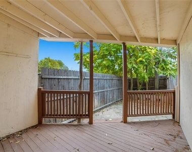 334 Valley Park Drive - Photo Thumbnail 28