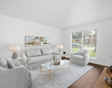 334 Valley Park Drive - Photo Thumbnail 3