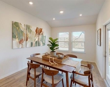 13169 Dawson Drive - Photo Thumbnail 2
