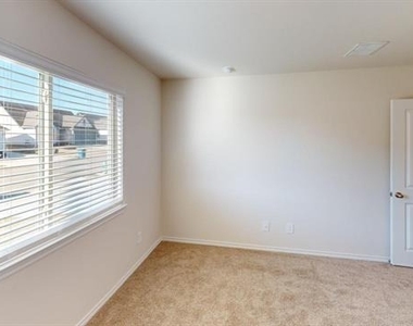 13169 Dawson Drive - Photo Thumbnail 11