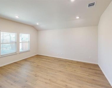 13169 Dawson Drive - Photo Thumbnail 1