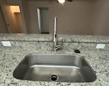 1302 Crescent Street - Photo Thumbnail 11