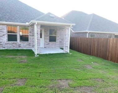 1902 Canyon Lane - Photo Thumbnail 23