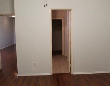 508 Quartz Street - Photo Thumbnail 6