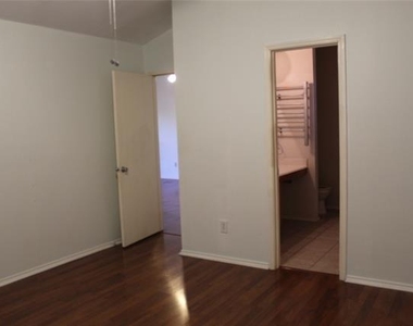 508 Quartz Street - Photo Thumbnail 5
