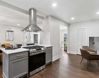 4516 Fairway Avenue - Photo Thumbnail 7