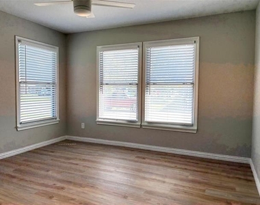 510 Magnolia Street - Photo Thumbnail 12