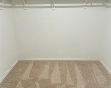 3212 Coyote Way - Photo Thumbnail 1