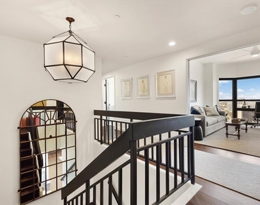 3030 Mckinney Avenue - Photo Thumbnail 16