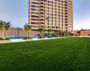 3030 Mckinney Avenue - Photo Thumbnail 35
