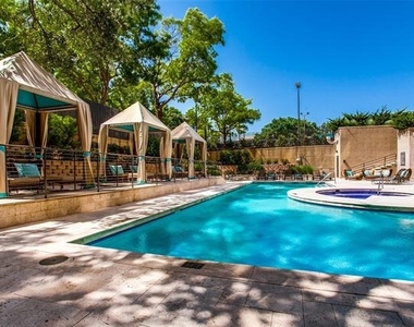 3030 Mckinney Avenue - Photo Thumbnail 27