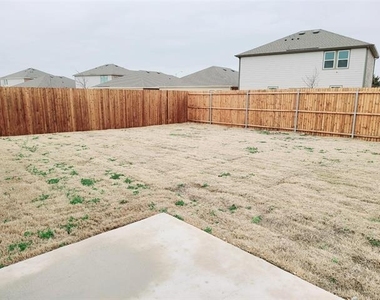 1308 Fleckman Drive - Photo Thumbnail 28