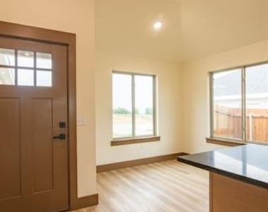 13561 Bonanza Circle - Photo Thumbnail 2
