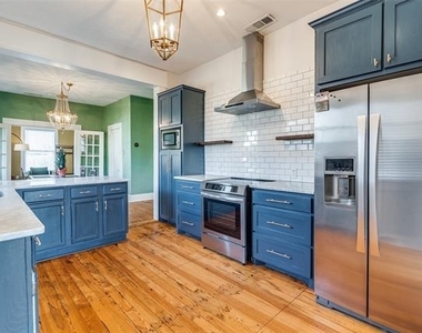 321 N Henderson Avenue - Photo Thumbnail 11