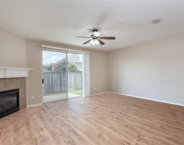 2356 Jaguar Drive - Photo Thumbnail 4