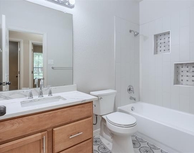 2356 Jaguar Drive - Photo Thumbnail 9