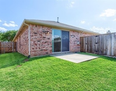 2356 Jaguar Drive - Photo Thumbnail 10