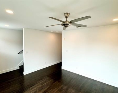 3018 Zenia Drive - Photo Thumbnail 25