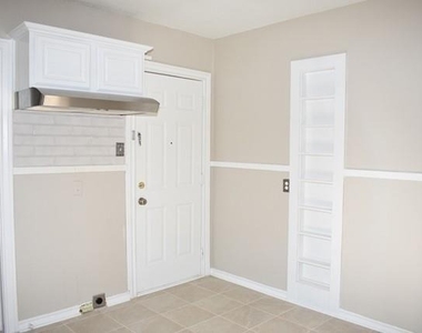 4900 Morris Avenue - Photo Thumbnail 10