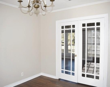 4900 Morris Avenue - Photo Thumbnail 6