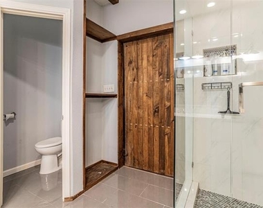 8409 Lake Bend Drive - Photo Thumbnail 23