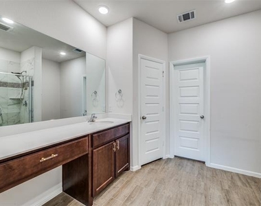 14149 Danesdale Drive - Photo Thumbnail 22