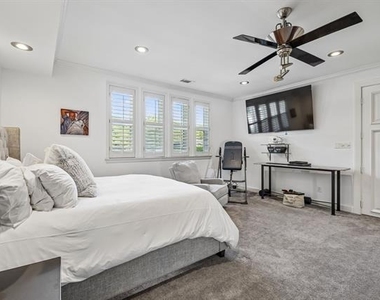 4324 Cobblers Lane - Photo Thumbnail 23
