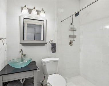 4324 Cobblers Lane - Photo Thumbnail 20