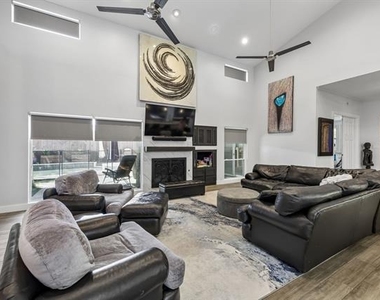 4324 Cobblers Lane - Photo Thumbnail 18