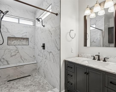 4324 Cobblers Lane - Photo Thumbnail 30