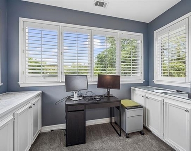 4324 Cobblers Lane - Photo Thumbnail 32