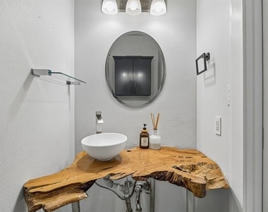 4324 Cobblers Lane - Photo Thumbnail 34