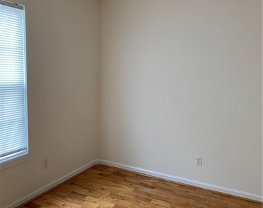 7469 Katherine Drive - Photo Thumbnail 22
