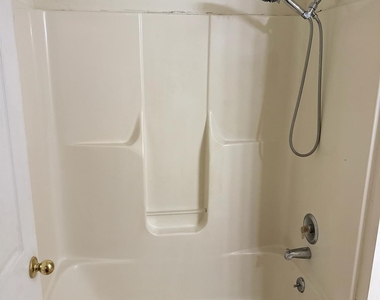 7469 Katherine Drive - Photo Thumbnail 39