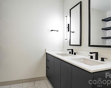 111 E Carson Boulevard - Photo Thumbnail 21