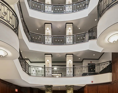 100 Maiden Lane - Photo Thumbnail 5