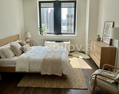 100 Maiden Lane - Photo Thumbnail 1