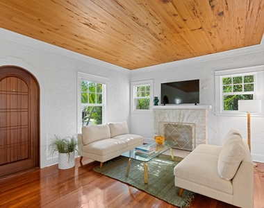 727 Claremore Drive - Photo Thumbnail 3