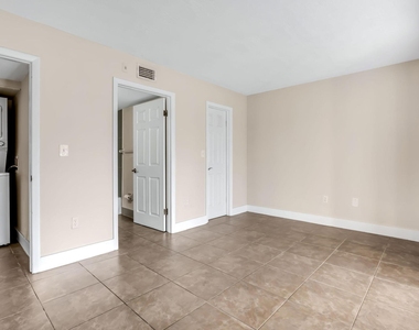 5200 Nw 31st Avenue - Photo Thumbnail 9