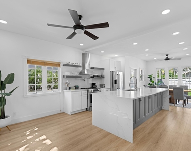 419 30th Street - Photo Thumbnail 5