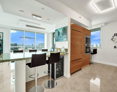 101 S Fort Lauderdale Beach Boulevard - Photo Thumbnail 13