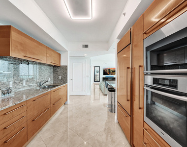 101 S Fort Lauderdale Beach Boulevard - Photo Thumbnail 15