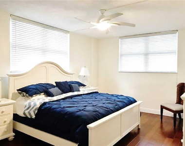 4250 Galt Ocean Drive - Photo Thumbnail 12