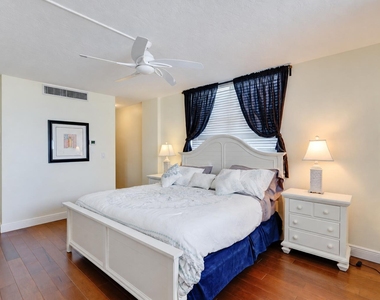 4250 Galt Ocean Drive - Photo Thumbnail 20