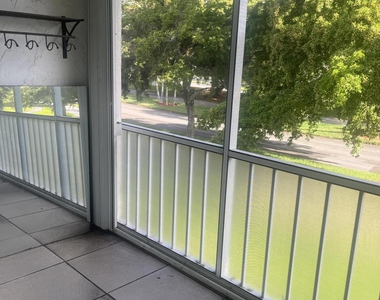 2614 Nassau Bend - Photo Thumbnail 9
