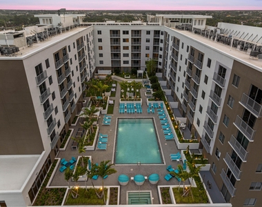 200 Ne 1st Avenue - Photo Thumbnail 18