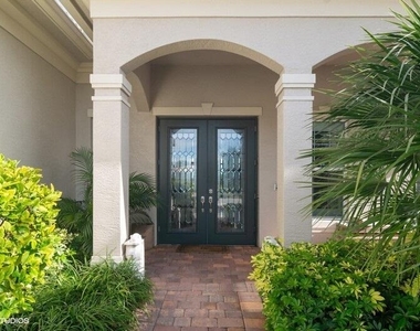 17120 Sw Ambrose Way - Photo Thumbnail 5
