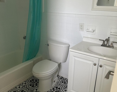 704 Ne 20th Avenue - Photo Thumbnail 9