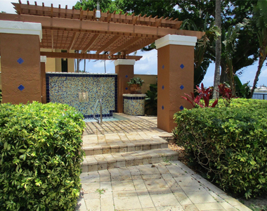 123 Yacht Club Way - Photo Thumbnail 36